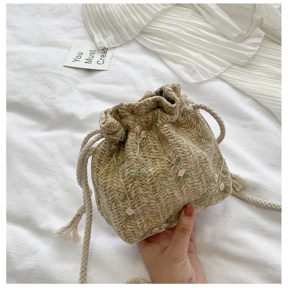 Fashion Rattan Straw Weave Bucket Bags Casual Small Beach Shoulder Bags Retro Handbags Totes Women Summer