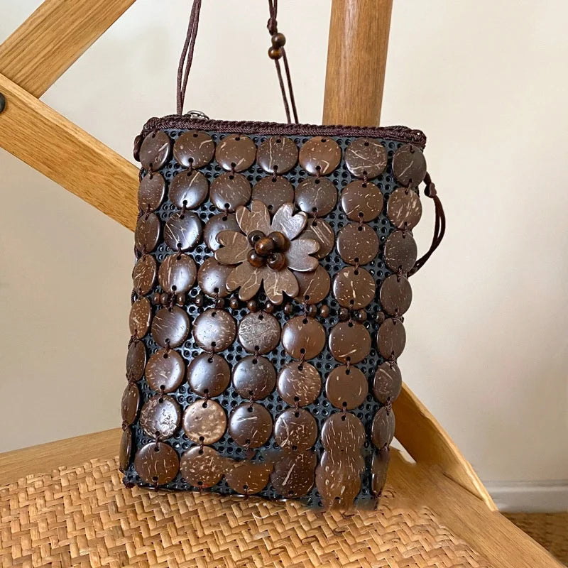 Bohemian Mini Phone Bag Women Summer Flower Coconut Shell Woven Bags 2026 New Thailand Vietnam Travel Tribal Style Coins Purse