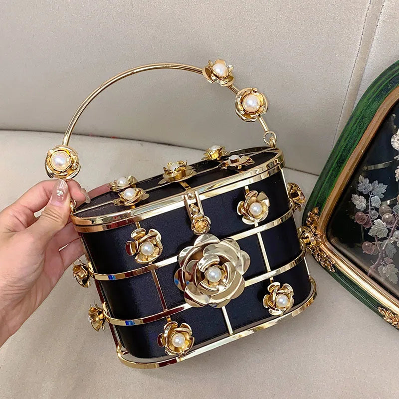 Metallic Evening Bag Flower Handbag Hollow Out Womens Bag Luxury Design Rhinestone Diamond Dinner Bags For Party Wedding Bag
