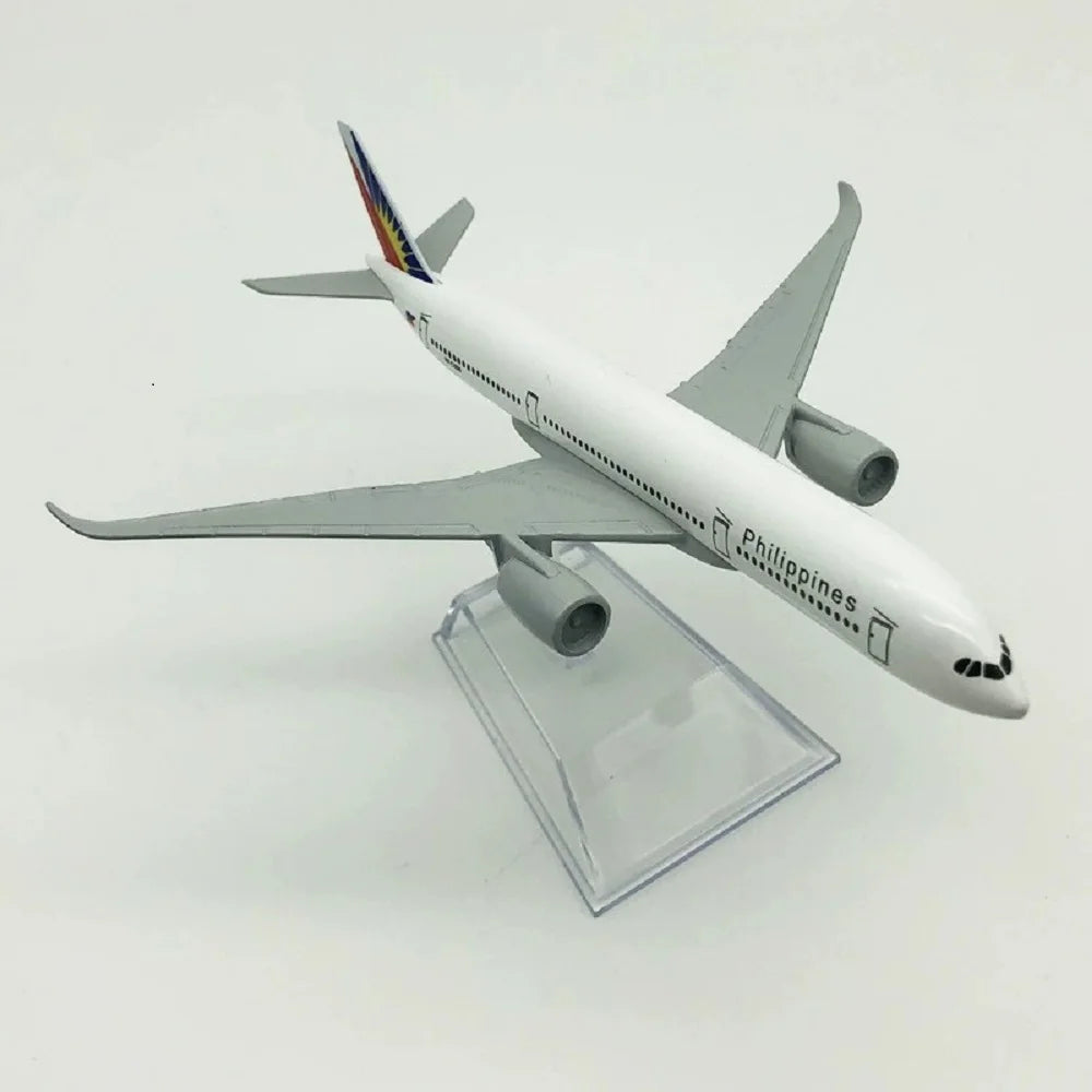 16CM Scale Plane A350 Aircraft Model Alloy Metal Diecast Airplane Toy Children Kids Gift A350 Series Miniature for Collection
