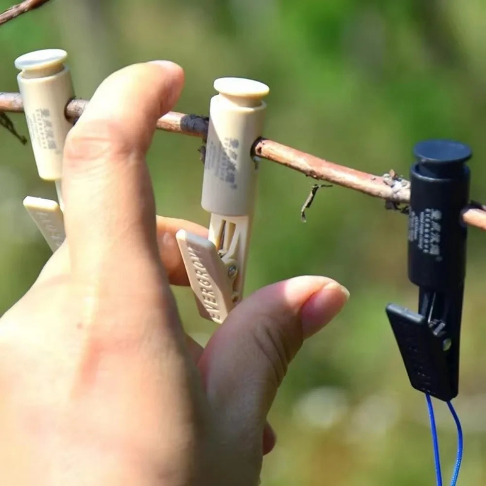2Pcs Mini Clothesline Positioning Clip Outdoor Nylon Camping Clothespin Multi-function Windproof Laundry Pegs Clip