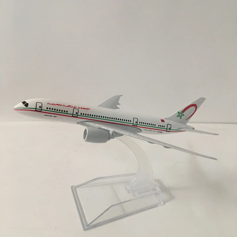 JASON TUTU 16cm Royal Air Maroc Boeing 787 Airplane Model Airplane Diecast Metal 1/400 Scale Planes