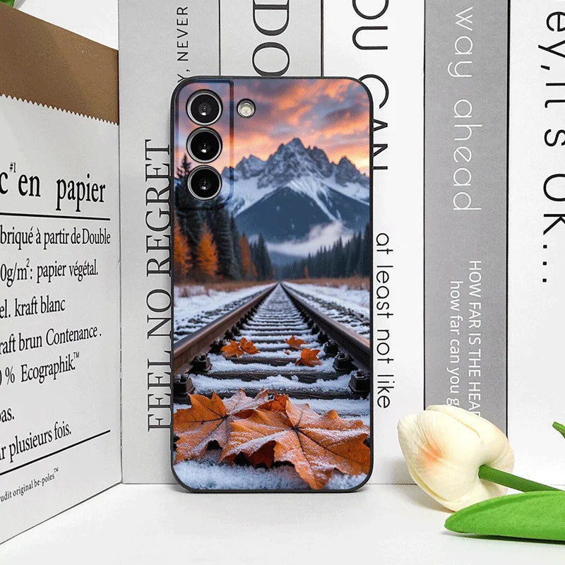 Vintage Forest Landscape Snow Mountain Scenery Phone Case for Samsung Galaxy S25 S24+ S23 Ultra S22Plus S20 S21 FE M53 M34 Cover