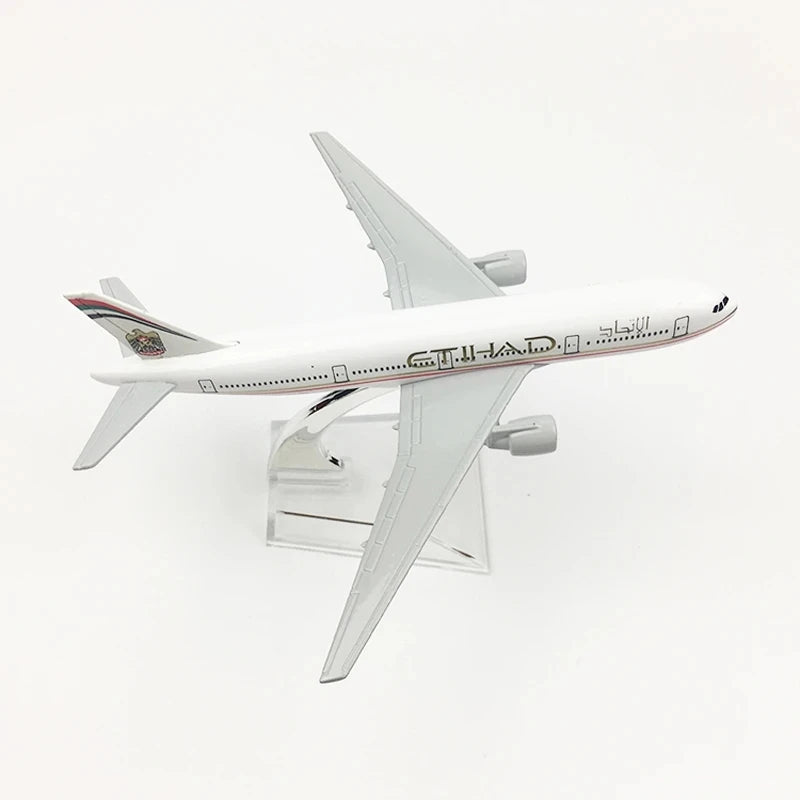 16CM Child Toy Plane 1/400 B777 Etihad Airlines Alloy Aircraft Toys Child Metal Scale Aircraft Models