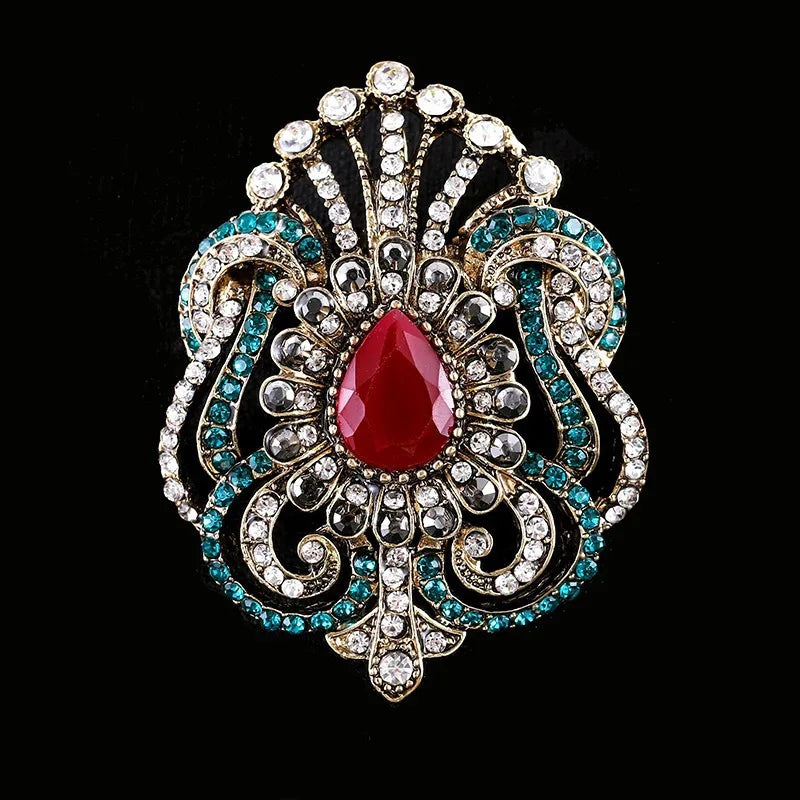 men's women's fashion crystal brooch retro metal baroque pin accessories