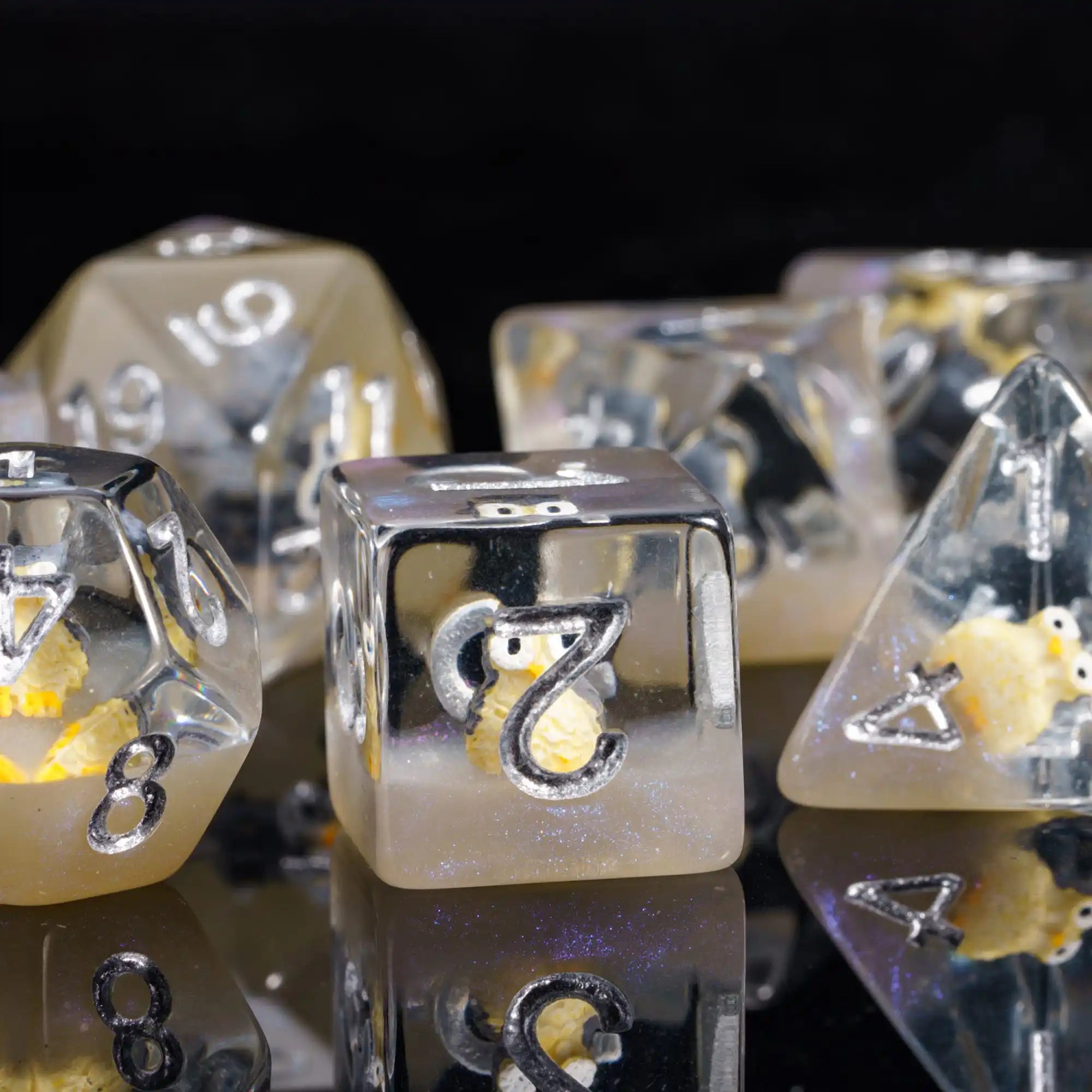 Cusdie Animal DnD Dices Cute Resin 7Pcs Various D4 D6 D8 D10 D% D12 D20  Polyhedral Dice Set for D&D Role Playing Board Games