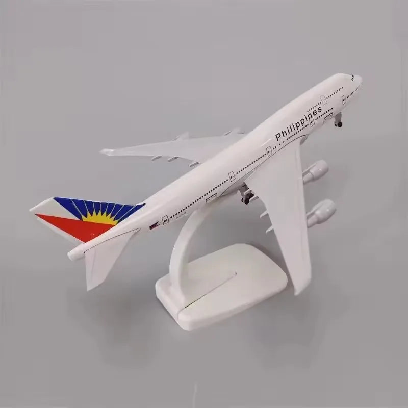 20cm Diecast Metal Model Plane B747 Philippines Airlines Miniature Replica Collectible Airplanes Decoration Models Fans for Boys