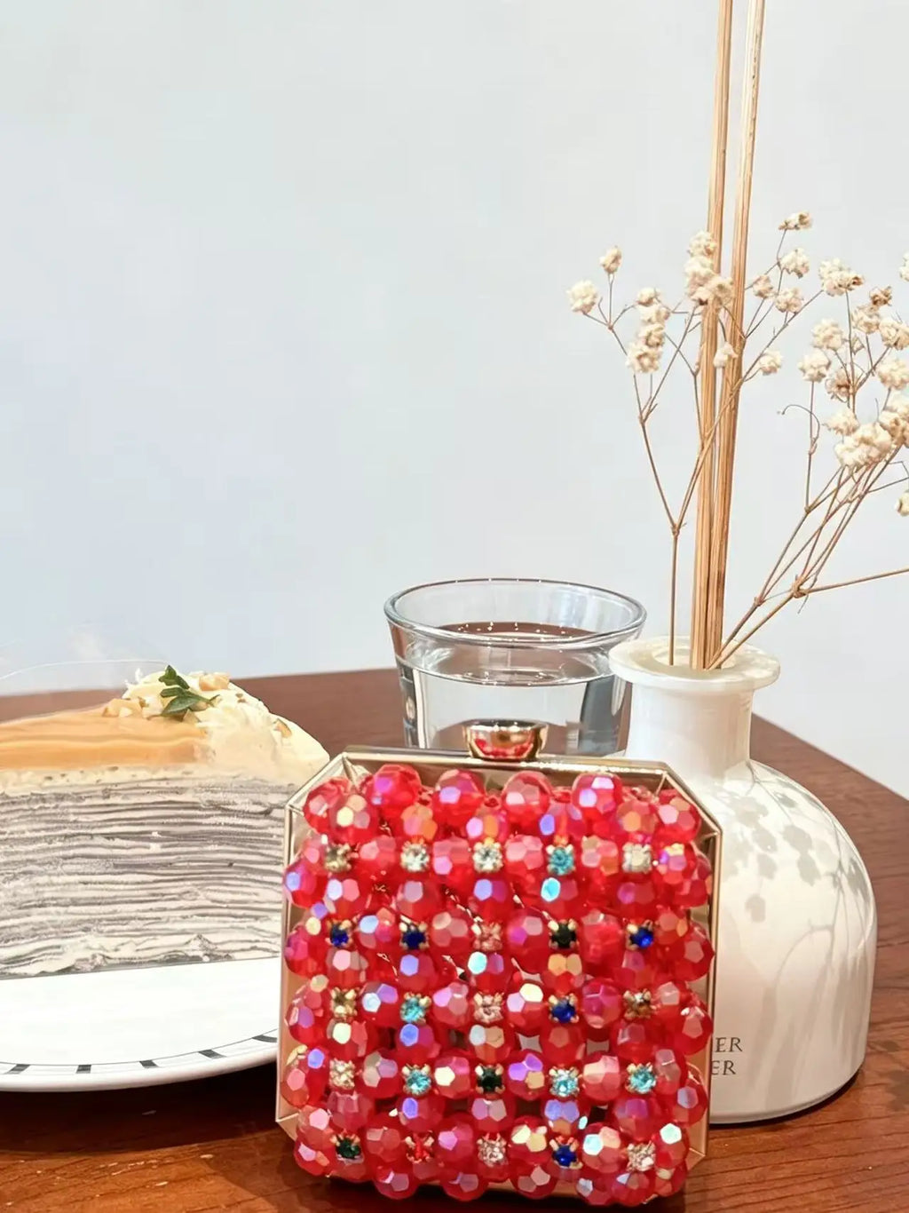 2026 Spring & Summer New Arrival - European & American Fashion Chain Mini Square Bag Acrylic handcrafted beaded mini women’s bag