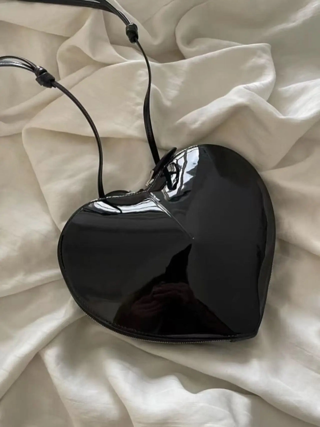 2026 High-End Love Bag, Fashionable Peach Heart Box Bag, Niche Design, Stylish Bag, Textured Single Shoulder Crossbody Bag