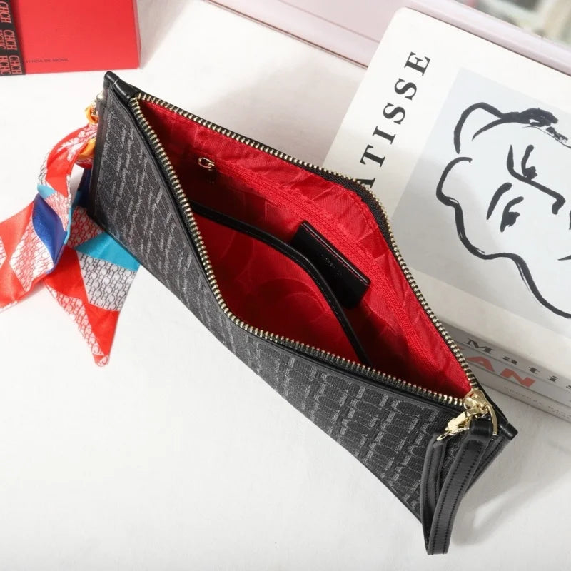 CH  New Women's Letter Print Clutch Bag Fashion Crossbody Purse  Chic Shoulder Sling for Daily  Elegant & Versatile