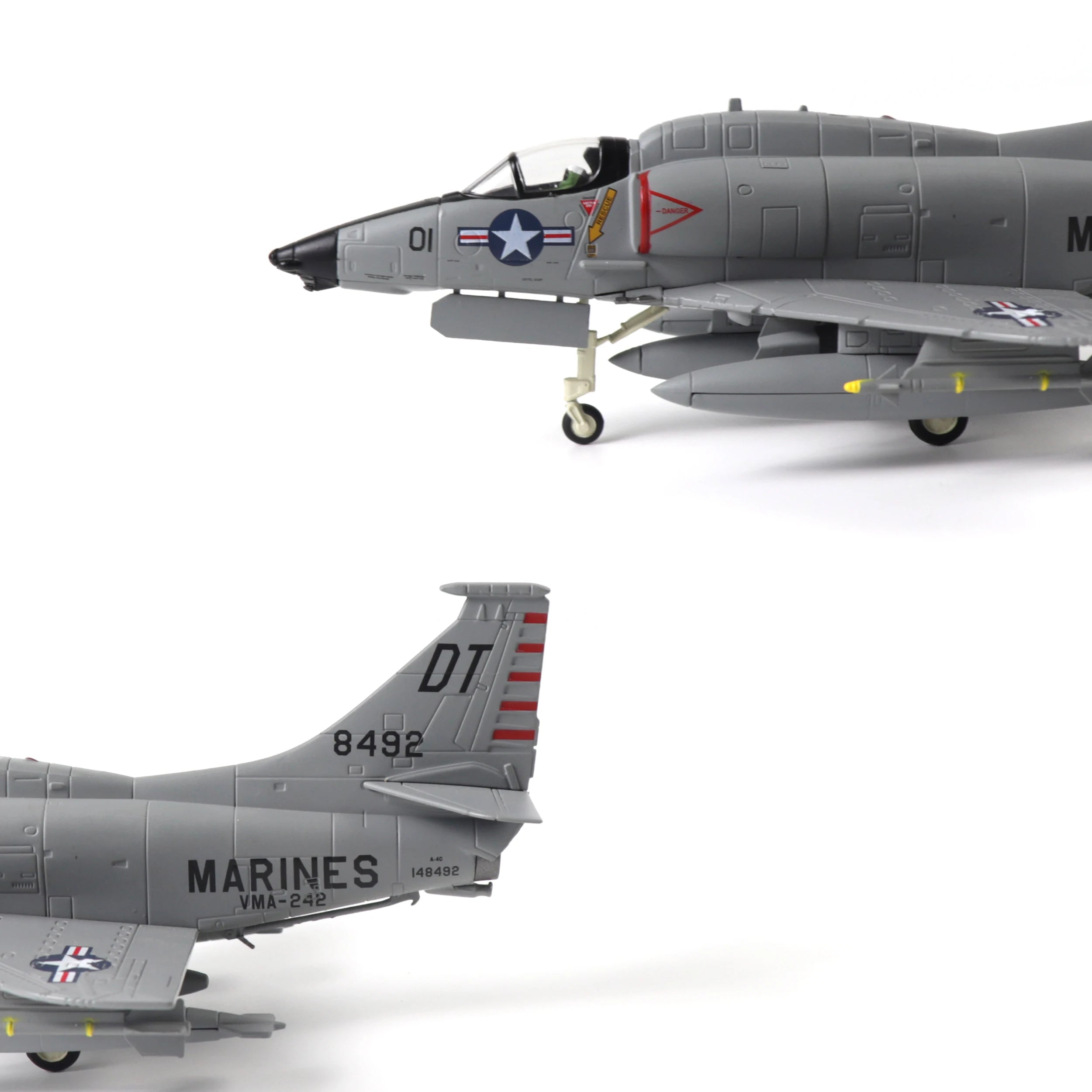 1/72 A-4 Skyhawk Diecast Metal Airplane Model Pre-built Military Collection Gift