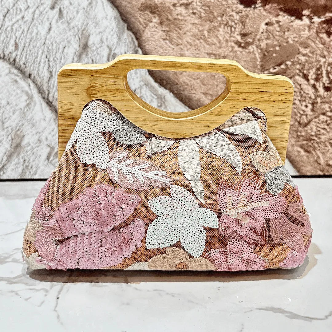 Spring and summer high-end large-capacity armpit bag hand-embroidered sequins hand-held straw bag