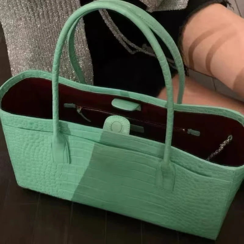 Crocodile-embossed Tote Bag Large Capacity Elegant Green Shoulder Handbags for Woman Elegant Pu Leather Bags Genuine Luxury