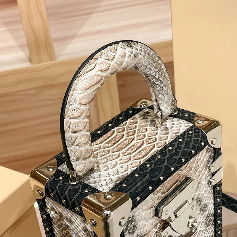 Luxury Designer Brand Bolsas Para Mujeres New High Quality Leather Tongue Square Box Bag Women's Crossbody Handbag Hot Sale