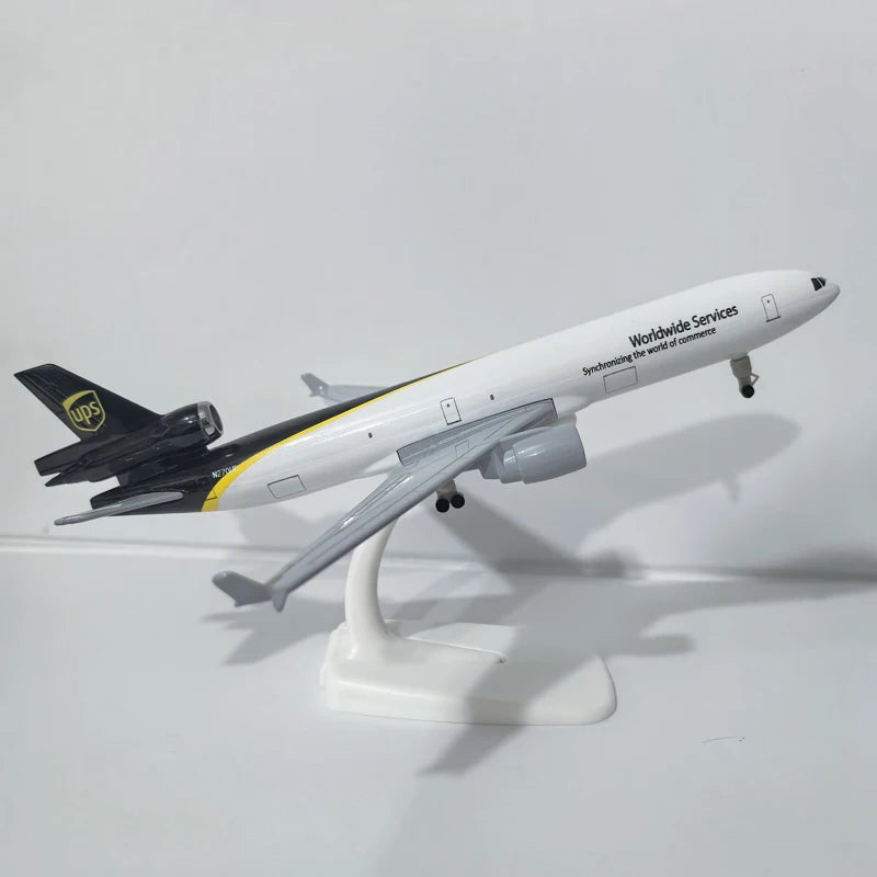 JASON TUTU 20CM UPS McDonnell Douglas MD-11 Aircraft Model Planel Airplane Diecast Metal Planes Collect Gifts