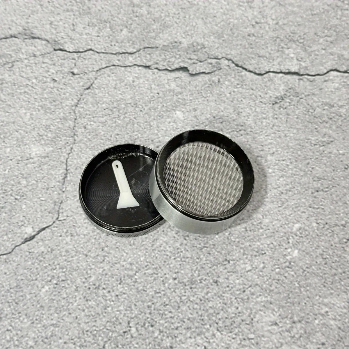 1.6/2inch Silver Dog Metal Herb Grinder Mill Mortar 4-Layers Tobacco Vanilla Bud Grinder Grass Cigar Smoking Cigarette Tool