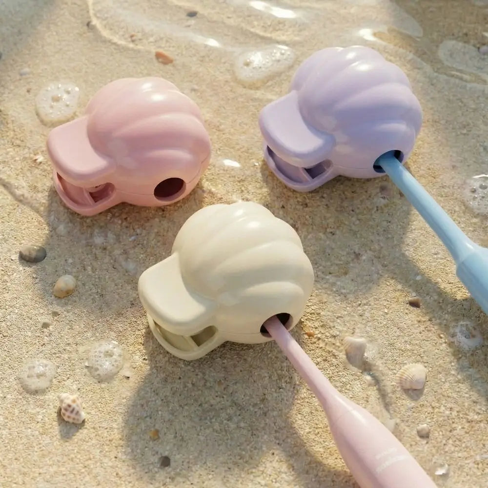 Universal Fit Toothbrush Head Cover Ventilated Spring Clasp Protective Cap Organizer Clip-On Plastic Toothbrush Cover Travel