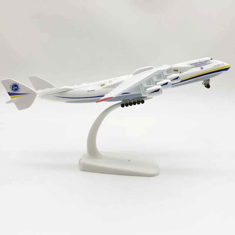 New 1/400 Scale 20cm An-225 "Mriya" Transport Plane Model Hatches Can Be Opened With Wheels Base Alloy Antonov An225 Aircraft