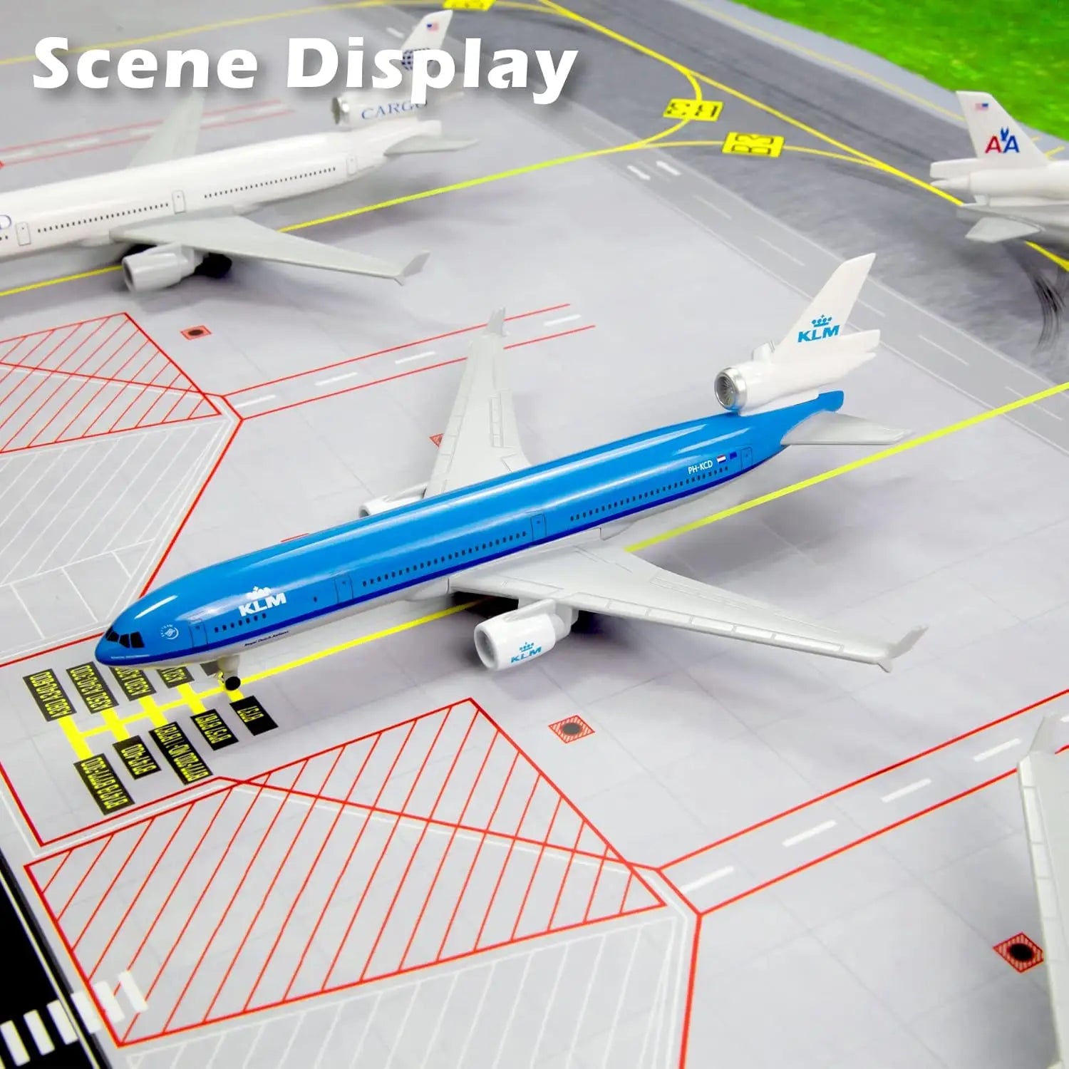 1/300 Scale Airplane Model Klm Md-11 Kit 20cm Alloy Diecast Airplane with Stand for Display Decoration or Boy Collected Gift