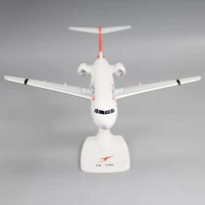 New 1:100 Scale Fokker FK-100 QANTAS Airlines Airplane Model Toy Aircraft Plane With Stand Collection Display GIfts Fans