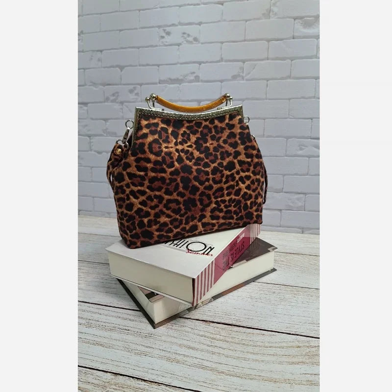 Lost in Vintage Leather Leopard Print Bag Kisslock Bag Purse Shoulder Cross Bags Metal Frame Clutch Detachable Chain 33x23x8cm