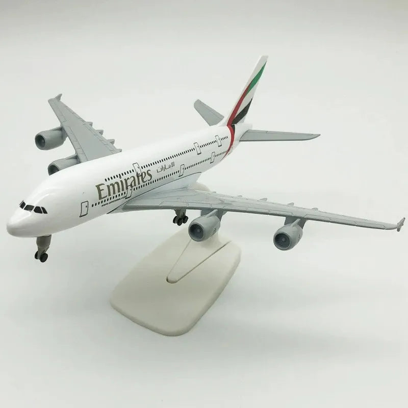 Plane Model Airplanes A380 20cm Aircraft Model Emirates Airways Metal Replica Alloy Material Aviation Toy Simulation Decoration