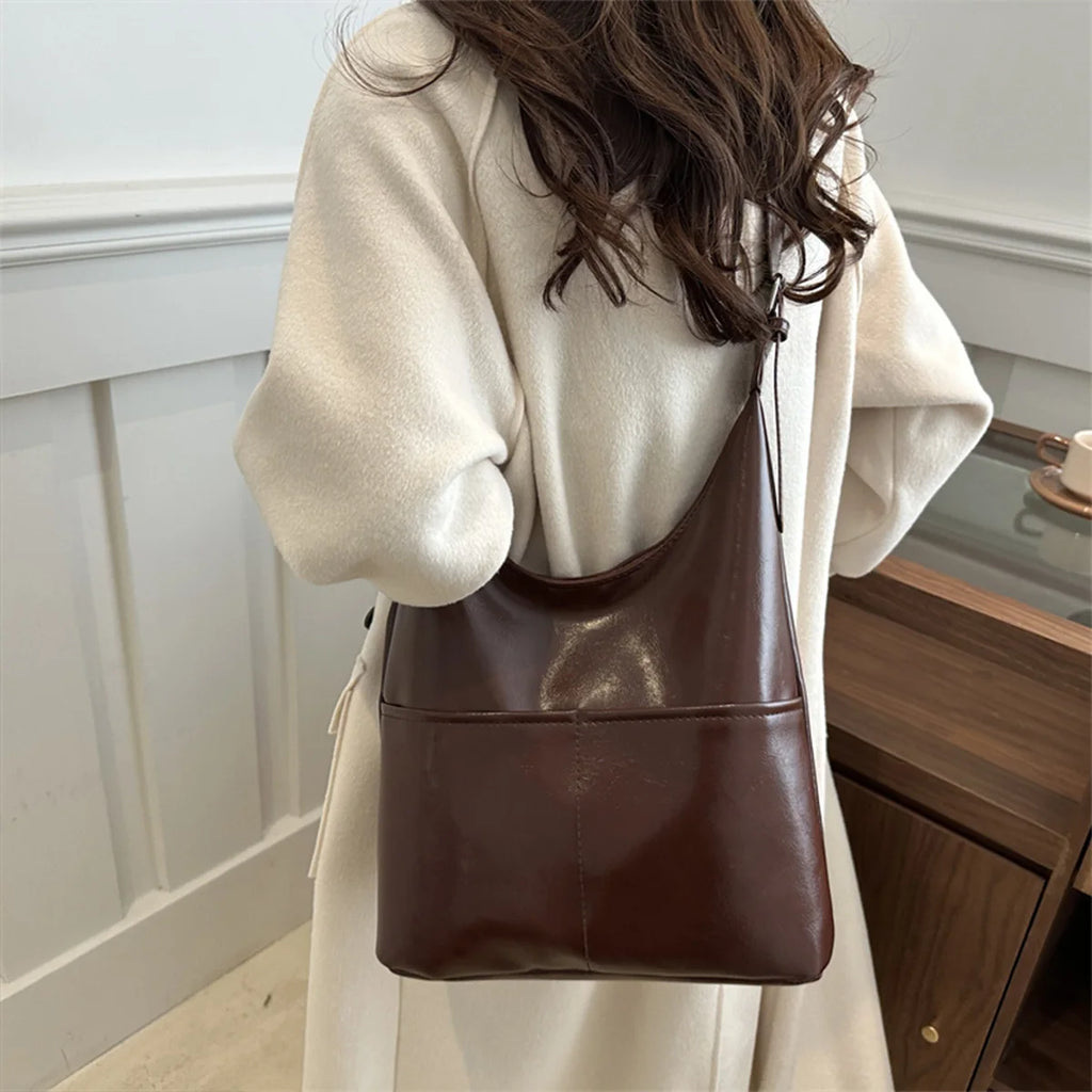 Retro Women Shoulder Bag Solid Quilted Tote Bag Waxed PU Leather Large Capacity Crossbody Bag for Daily Commute Shopping
