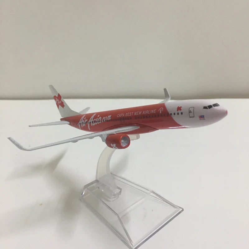 JASON TUTU 16cm AirAsia Boeing 737 Airplane Model Airplane Diecast Metal 1/400 Scale Planes