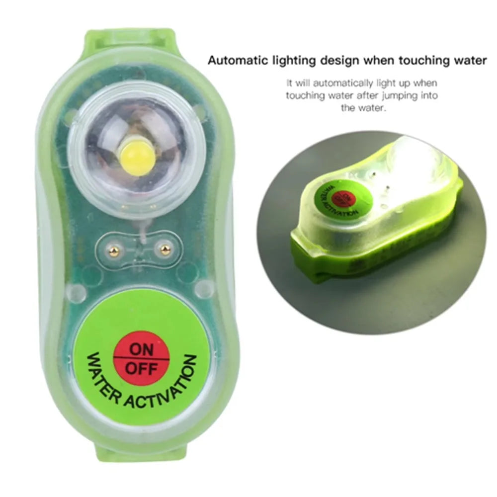 Waterproof LED Life Jacket Light Self-Lighting Lightweight LED Life Vest Light Survival Signal Light Outdoor Accessories