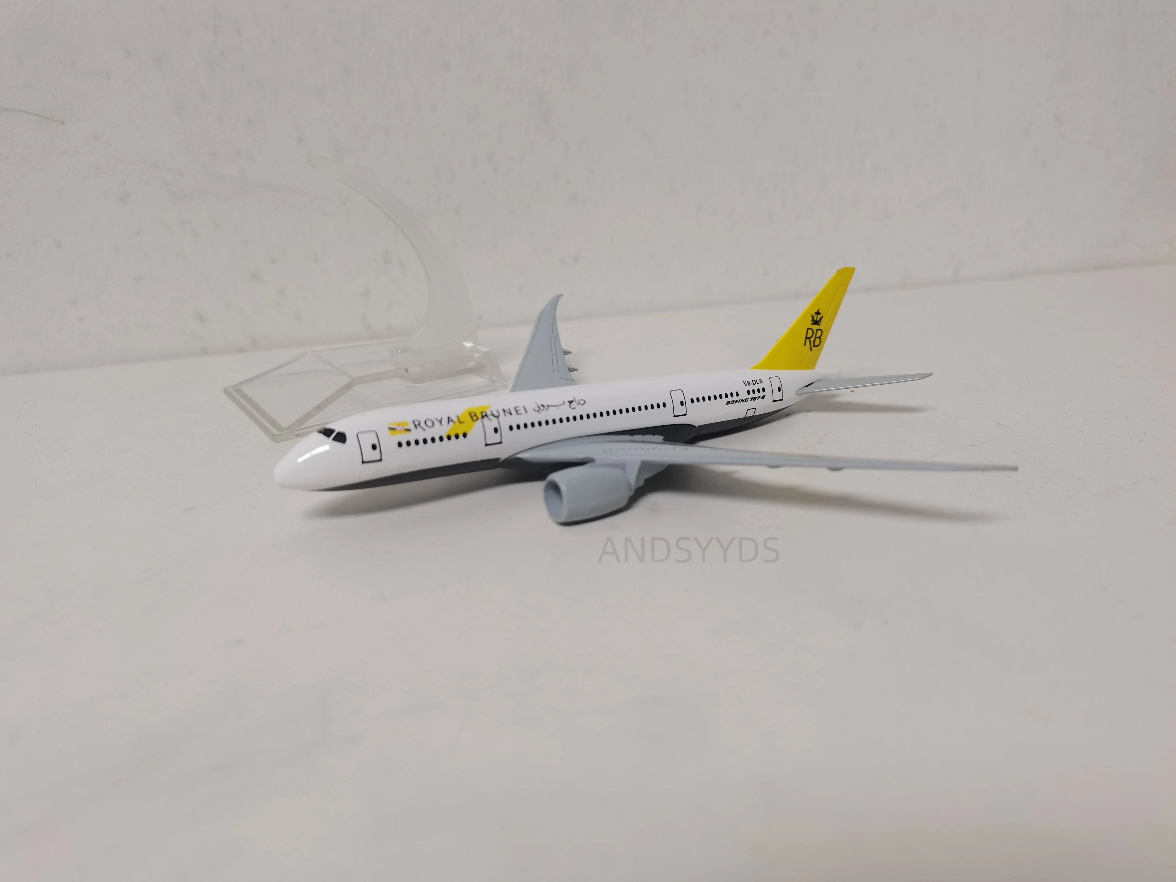 16cm Royal Brunei B787 Plane Model Adults Fun Child Toy Plane Aircraft Diecast Metal Airplane Diecast Collected Gift By Aviation