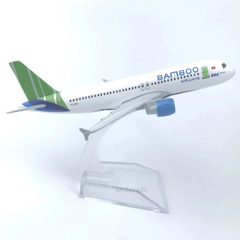 Toy 16CM A320 Series Aircraft Model Diecast Alloy Airplane ﻿320 1/400 Scale With Plane Base Adult Children Gift