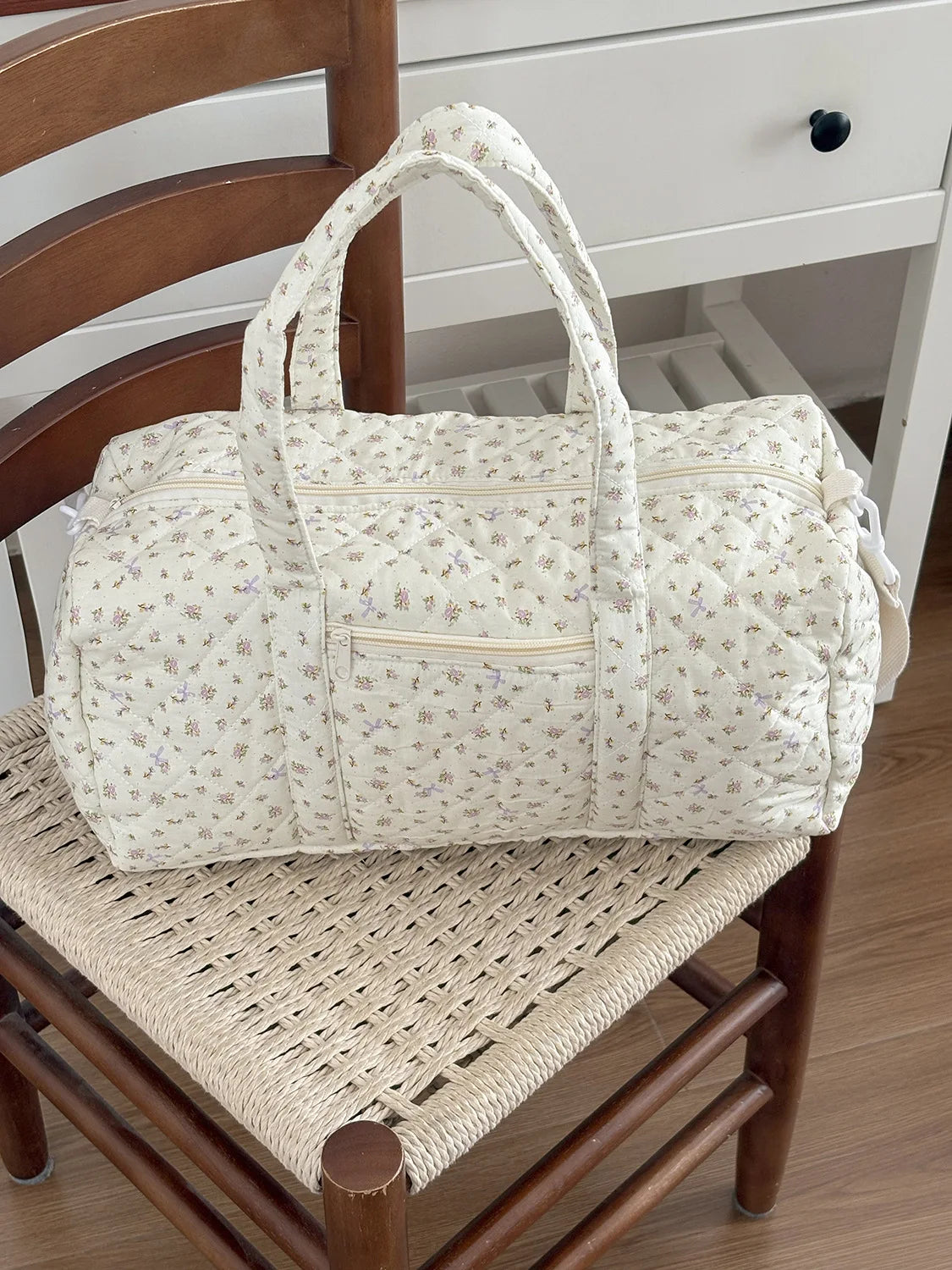 YT large-capacity lightweight luggage bag, hand-held crossbody Boston bag, small floral quilted travel bag, ins style