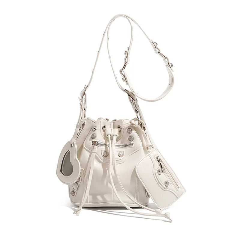 2025 Crossbody bag female new heavy industry locomotive wind rivet tide pump with bucket bag fashionable shoulder bag