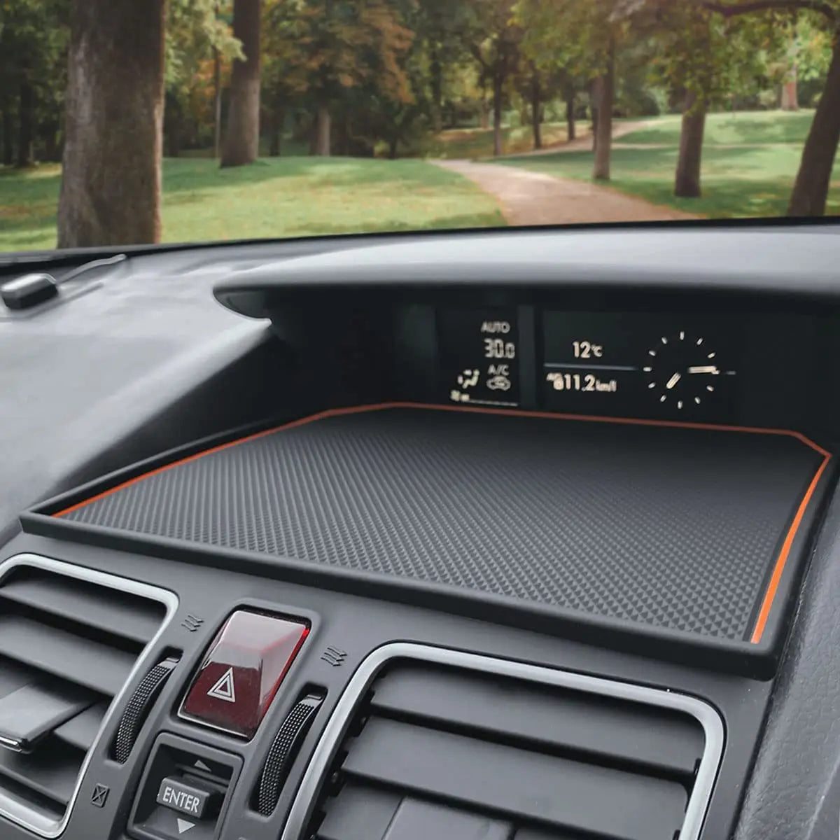 Suitable for Subaru Forester Crosstrek Wing Leopard 2018-2023 Minimalist Dashboard Silicone Anti Slip Pad Car Accessories