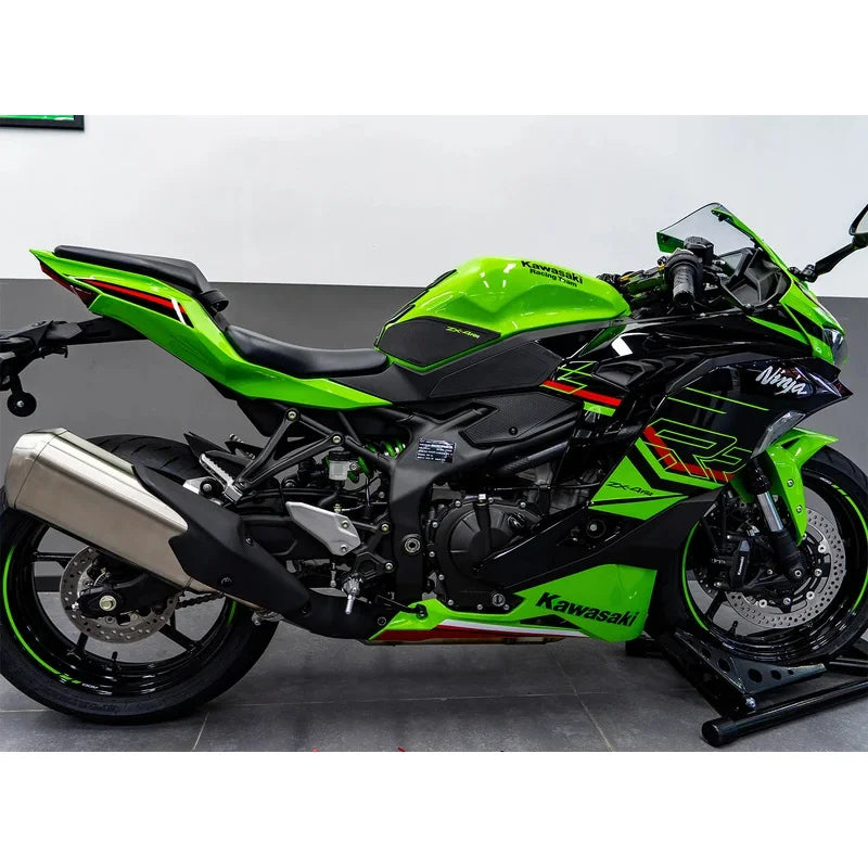 Compatible ZX-4R ZX4R/RR 2023 Motorcycle Fuel Tank Pad Kit Side Fuel Knee Guard Sticker Fuel Tank Protector