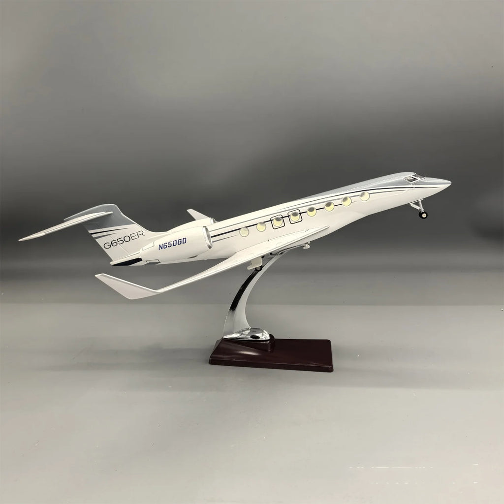 1:50 Scale Model Aircraft Gulfstream G650 Simulation Jet Airplanes Diecast Resin Model Plane Toy With Wheels Original G650 House