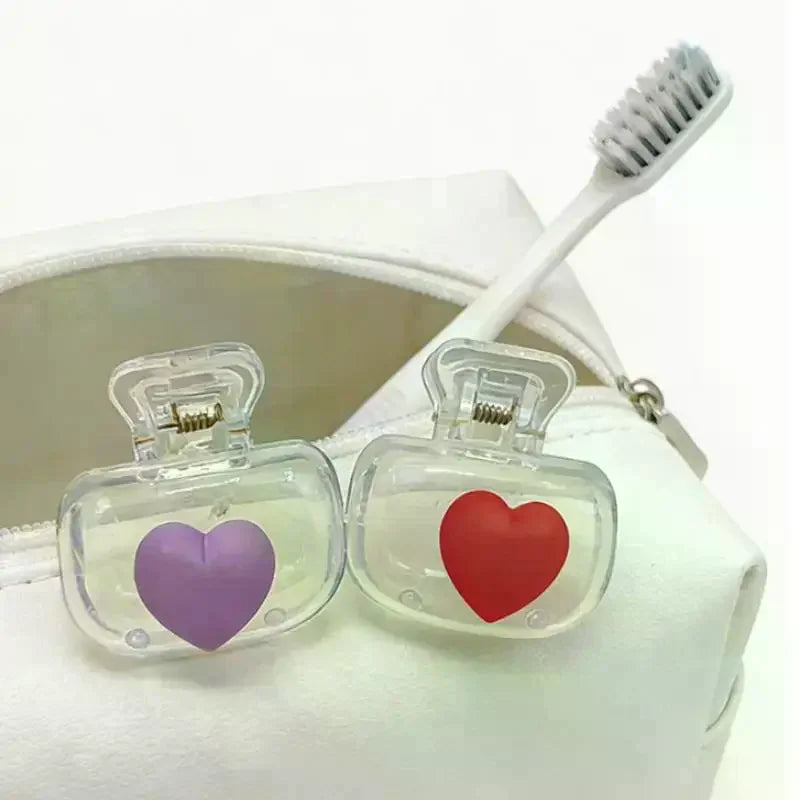 2Pcs Heart Toothbrush Clip Portable Travel Dustproof Toothbrush Head Cover Storage Box Toothbrush Protective Cap