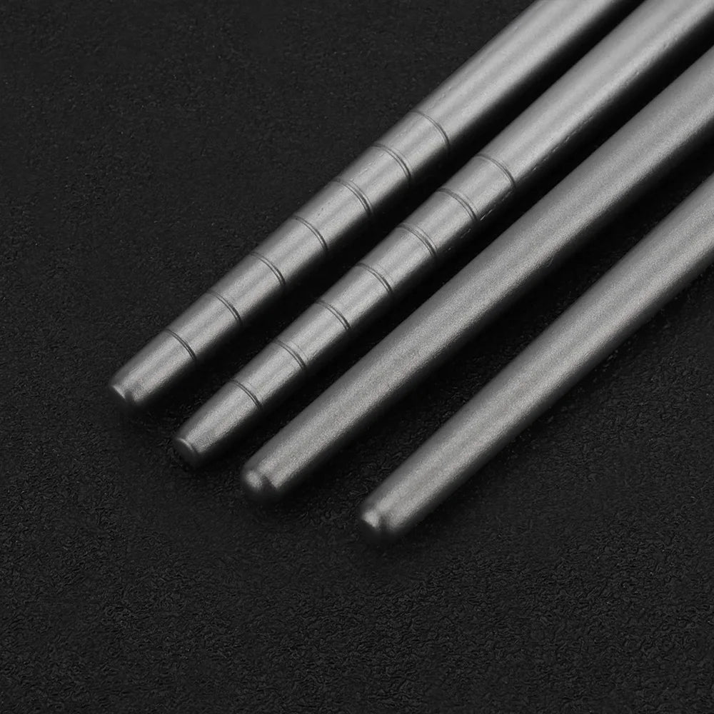 Short/Long Style Detachable Titanium Alloy Chopsticks Portable Outdoor Camping Tableware Non-toxic Picnic Tool