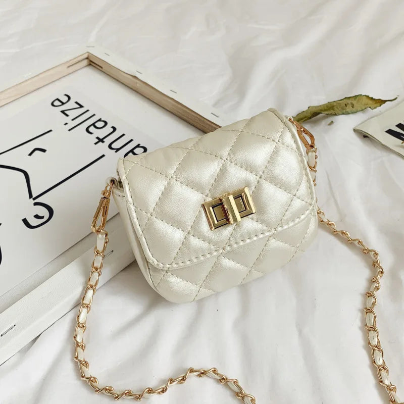 1Pc Mini Bag Crossbody Bag Fashion Girl Bag Child Bag Clothes Decorative Accessories Coin Purse Bag