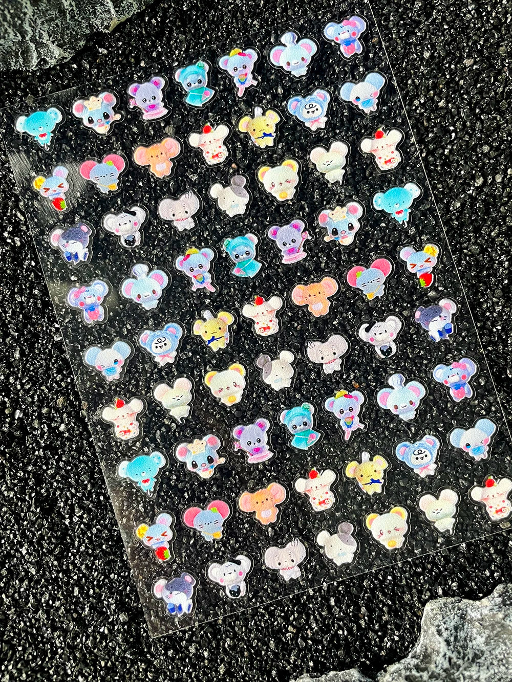 Kawaii Animal Mini Little Rabbit Panda CAT Luggage Tags Stickers Pvc Diary Notebook Skateboard Mobile Phone Nail Art Stickers