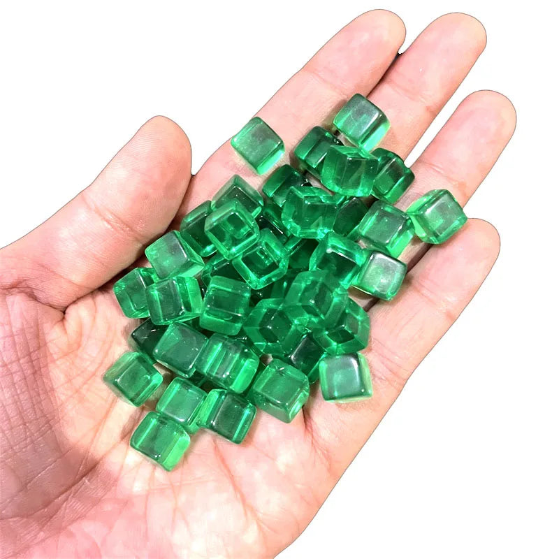100pcs Crystal Dice 8mm – Transparent Cube Chess Tokens Board Game Pieces / 100 dés cristal 8mm – Jetons transparents jeux de société