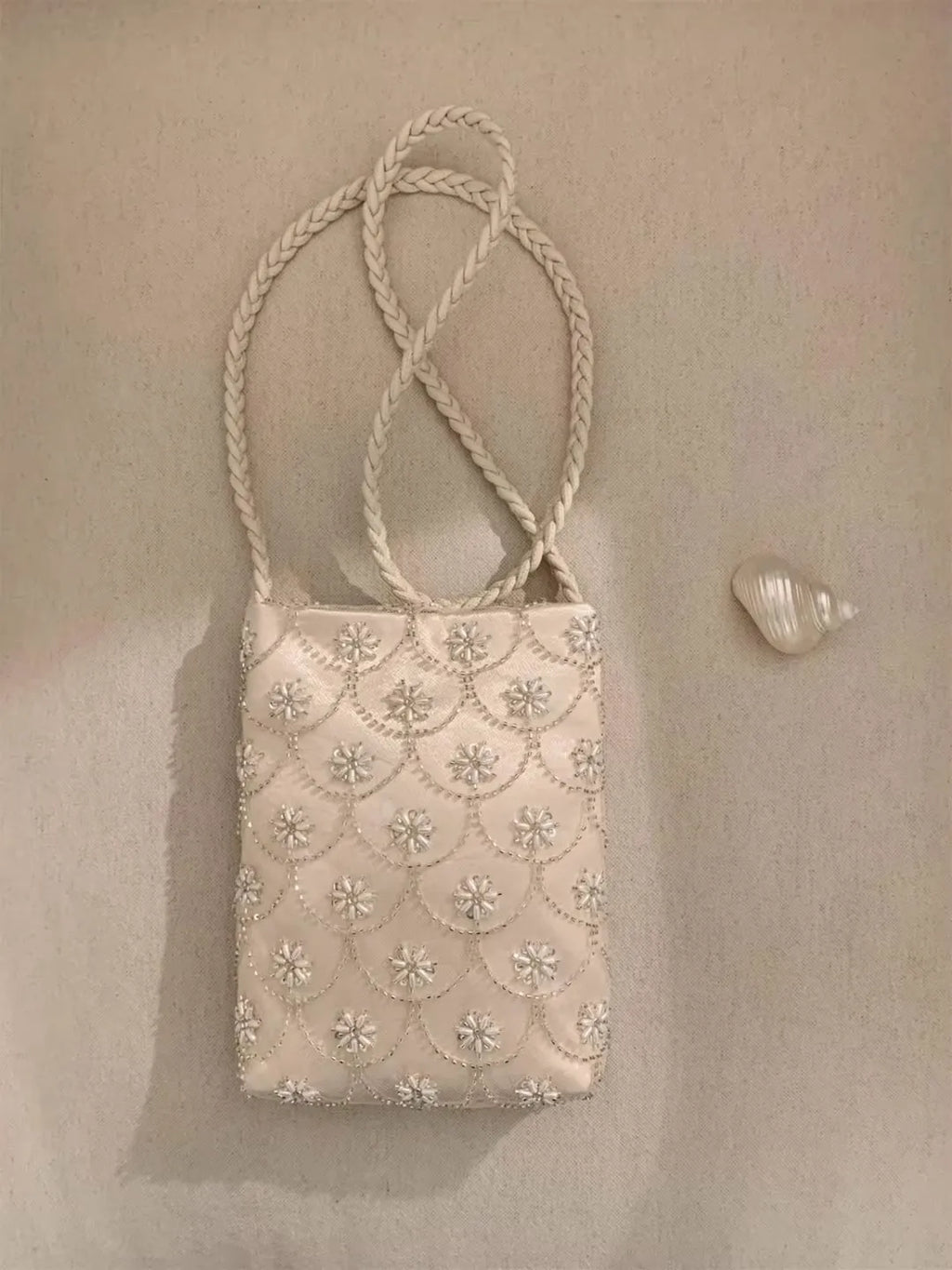 2026New high-end beaded embroidered bag, sweet and elegant party bag, evening dress bag, single shoulder crossbody bag for women