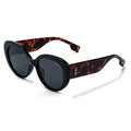 CH Fashion Style Women's Trendy Sunglasses  Multifunctional Sunscreen UV Protection Eyewear Unique Classic Brand Beach Sun Glas