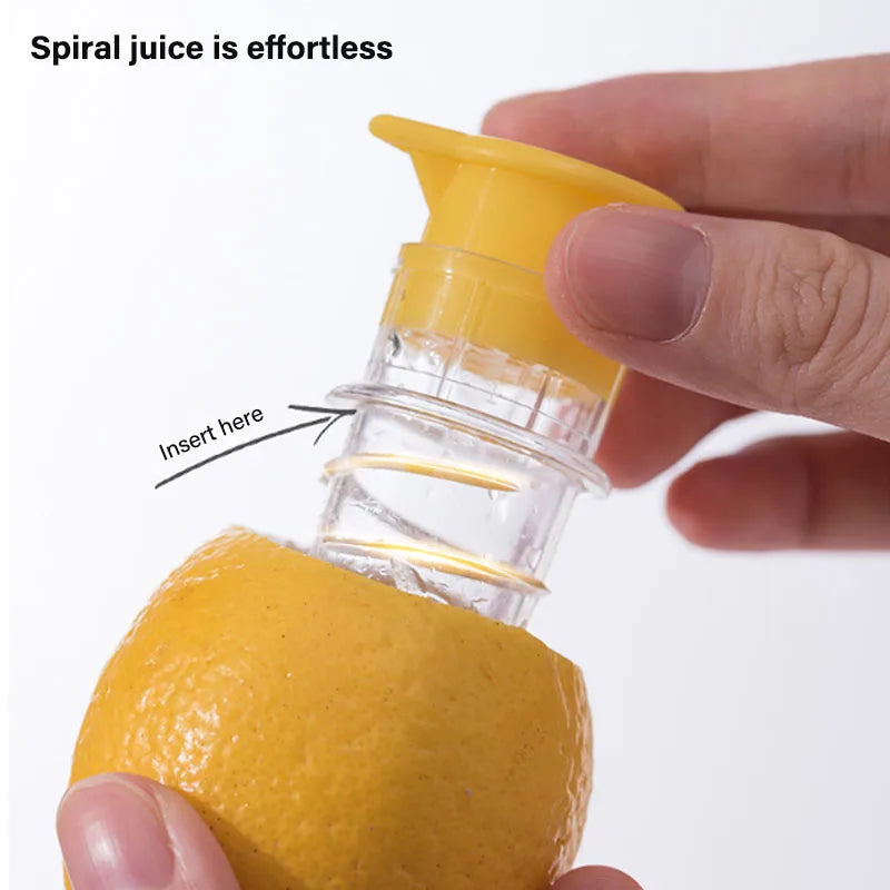Portable Lemon Squeezer Plastic Resuable Lightweight Juices Reamer Washable Manual Juices Reamer Built in Filter for Home Travel