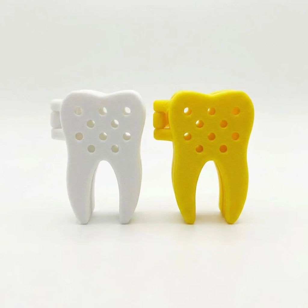 2Pcs Tooth Shaped Oral-B Brush Head Covers With Vent Holes Portable Travel Case Dust Proof Protective Caps Random Color for Trav