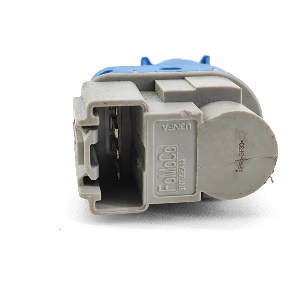 Brake Light Switch Auto Stop Light Switch With 4 Pins For Ford Mustang Mendeo Edge 15 Explorer Raptor F150 8T4T9G854AA Car parts