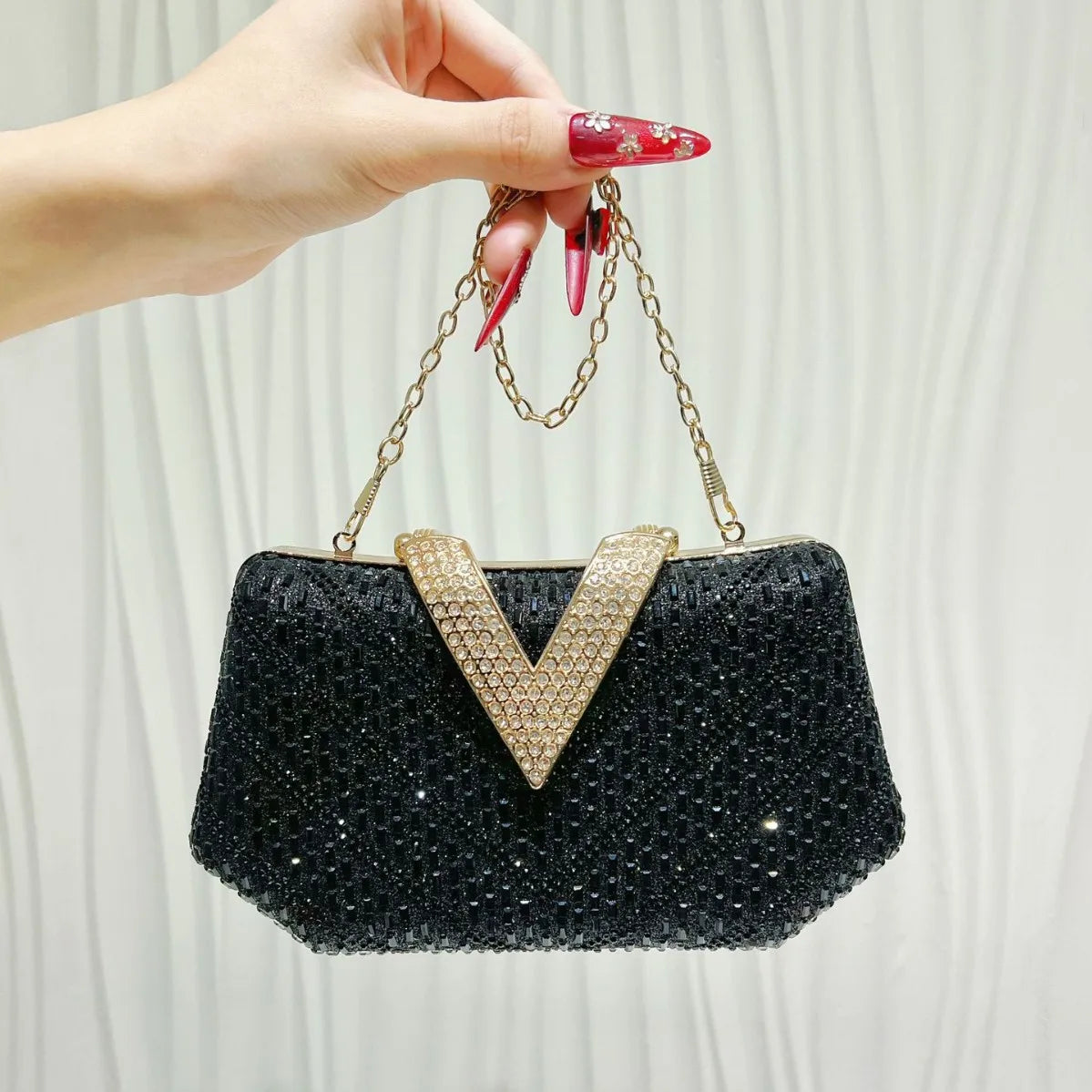New fashion bag for women, light luxury and high-end evening clutch bag, chain bag, exquisite full-diamond socialite clutch bag
