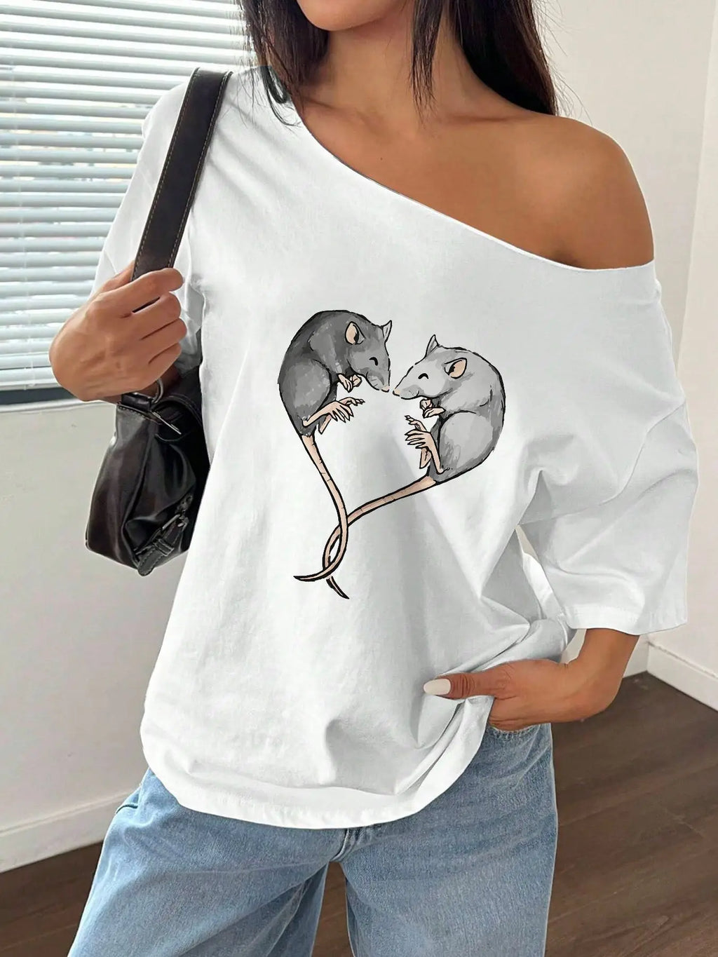 100% Cotton Plus Size Cute Heart Shaped Rats Graphic Shoulder Loose Print T-Shirt Oversized Y2K Style Graphic Tees Women Tops