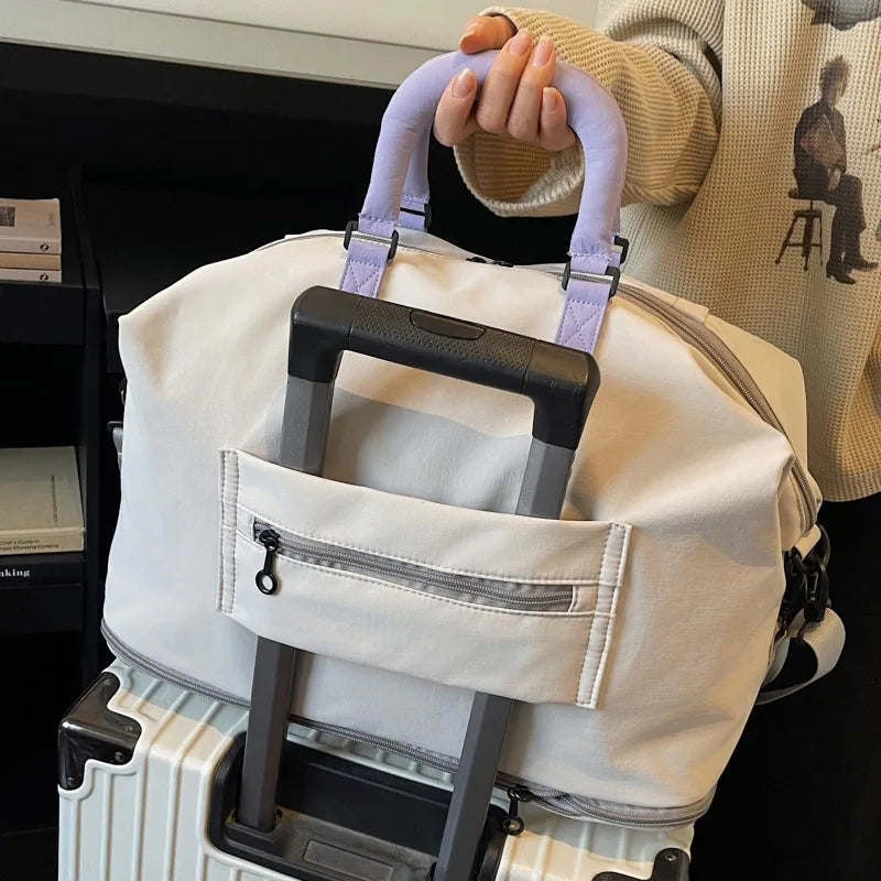 Expandable Portable Travel Bag with Large Capacity Handheld Shoulder Bag for Yoga Fitness Ideal for Lightweight Outings