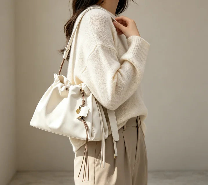 S New Commuting Shoulder Bags Women's Handbags Large Capacity Tote Bags Fashionable and Simple Drawstring Bags Popular for Women
